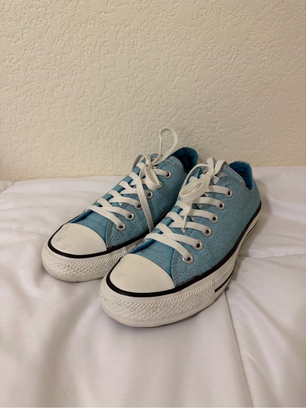 Converse Chuck Taylor All-Star Low Top Sneakers in Light Blue